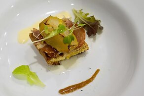 TRYP by Wyndham Varginha Cafe Royal