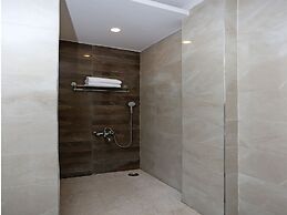 OYO 11337 Asian Hospitality