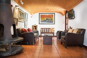 Villa Santa Ana Guatemala