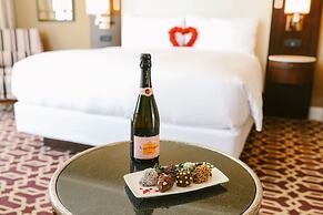 Fairmont Austin Gold Experience