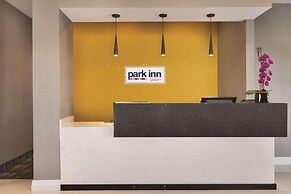 Park Inn by Radisson Brampton, On