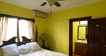 Belize Toucan Nest Hotel