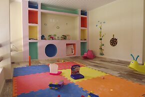 Hotel Amendoeiras Praia