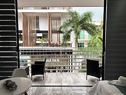 SILVERSANDS Hotel Boutique - 5Th Ave