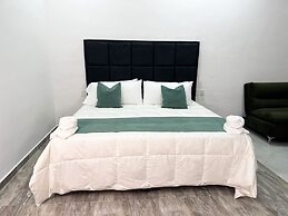 SILVERSANDS Hotel Boutique - 5Th Ave