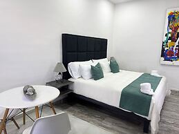 SILVERSANDS Hotel Boutique - 5Th Ave