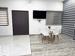 SILVERSANDS Hotel Boutique - 5Th Ave