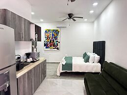 SILVERSANDS Hotel Boutique - 5Th Ave