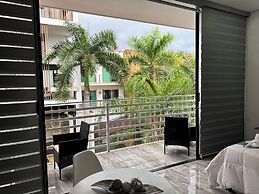 SILVERSANDS Hotel Boutique - 5Th Ave