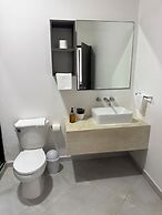 SILVERSANDS Hotel Boutique - 5Th Ave