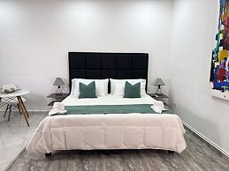 SILVERSANDS Hotel Boutique - 5Th Ave