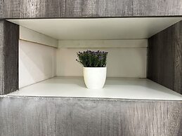 SILVERSANDS Hotel Boutique - 5Th Ave