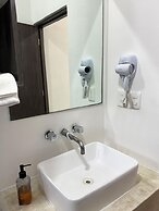 SILVERSANDS Hotel Boutique - 5Th Ave