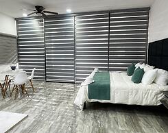 SILVERSANDS Hotel Boutique - 5Th Ave