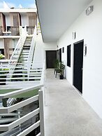 SILVERSANDS Hotel Boutique - 5Th Ave