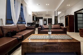 Panoramic Ocean View 1 min From the Sea