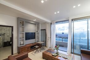 Panoramic Ocean View 1 min From the Sea