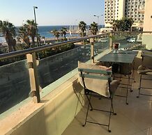 Panoramic Ocean View 1 min From the Sea