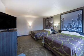 Super 8 by Wyndham Butte MT