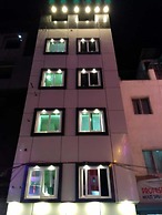 Sidhartha Tourist Lodge