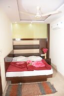 Sidhartha Tourist Lodge