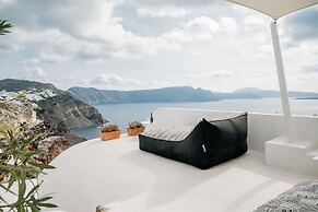 Chelidonia Luxury Suites - Adults Only