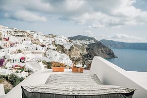 Chelidonia Luxury Suites - Adults Only