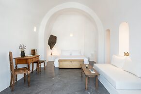 Chelidonia Luxury Suites - Adults Only