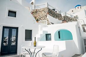 Chelidonia Luxury Suites - Adults Only