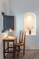 Chelidonia Luxury Suites - Adults Only