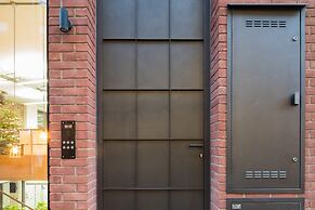 Hatton Wall by Servprop