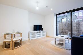 Hatton Wall by Servprop