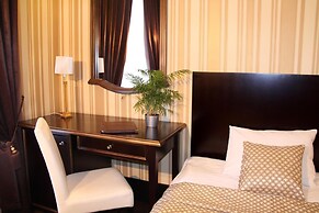 Hotel Business Apartments