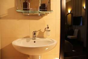 Hotel Business Apartments