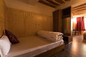 Radhu's Boutique Inn