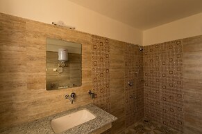 Radhu's Boutique Inn