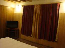 Radhu's Boutique Inn