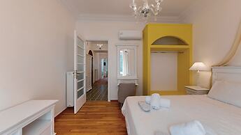 The Koukaki Residence