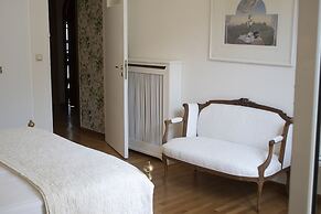 The Koukaki Residence