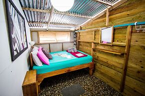 Barrbra BnB Over The Sea