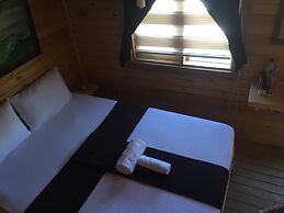 Ayanya Beach & Bistro Bungalows