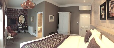 The Grafton Arms Pub & Rooms