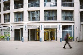 QuickStay - Incredible Downtown Condo, Yonge & College