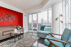 QuickStay - Incredible Downtown Condo, Yonge & College
