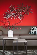 QuickStay - Incredible Downtown Condo, Yonge & College