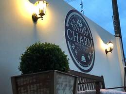 Pousada Charm House