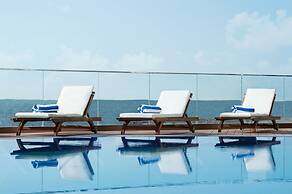 Wyndham Garden Ajman Corniche