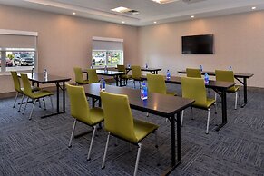 Holiday Inn Express & Suites Alachua - Gainesville Area by IHG