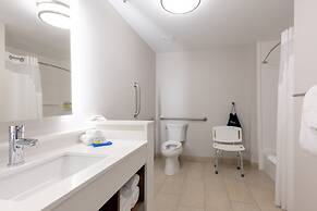 Holiday Inn Express Calhoun South by IHG