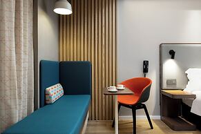 Holiday Inn Express Sanya Bay by IHG